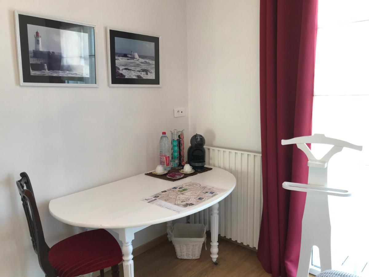 Chambres D'Hotes La Rose Des Sables เลแซร์บิเย ภายนอก รูปภาพ